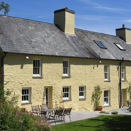 Ty Mawr Country Hotel & Restaurant Carmarthen Eksteriør billede